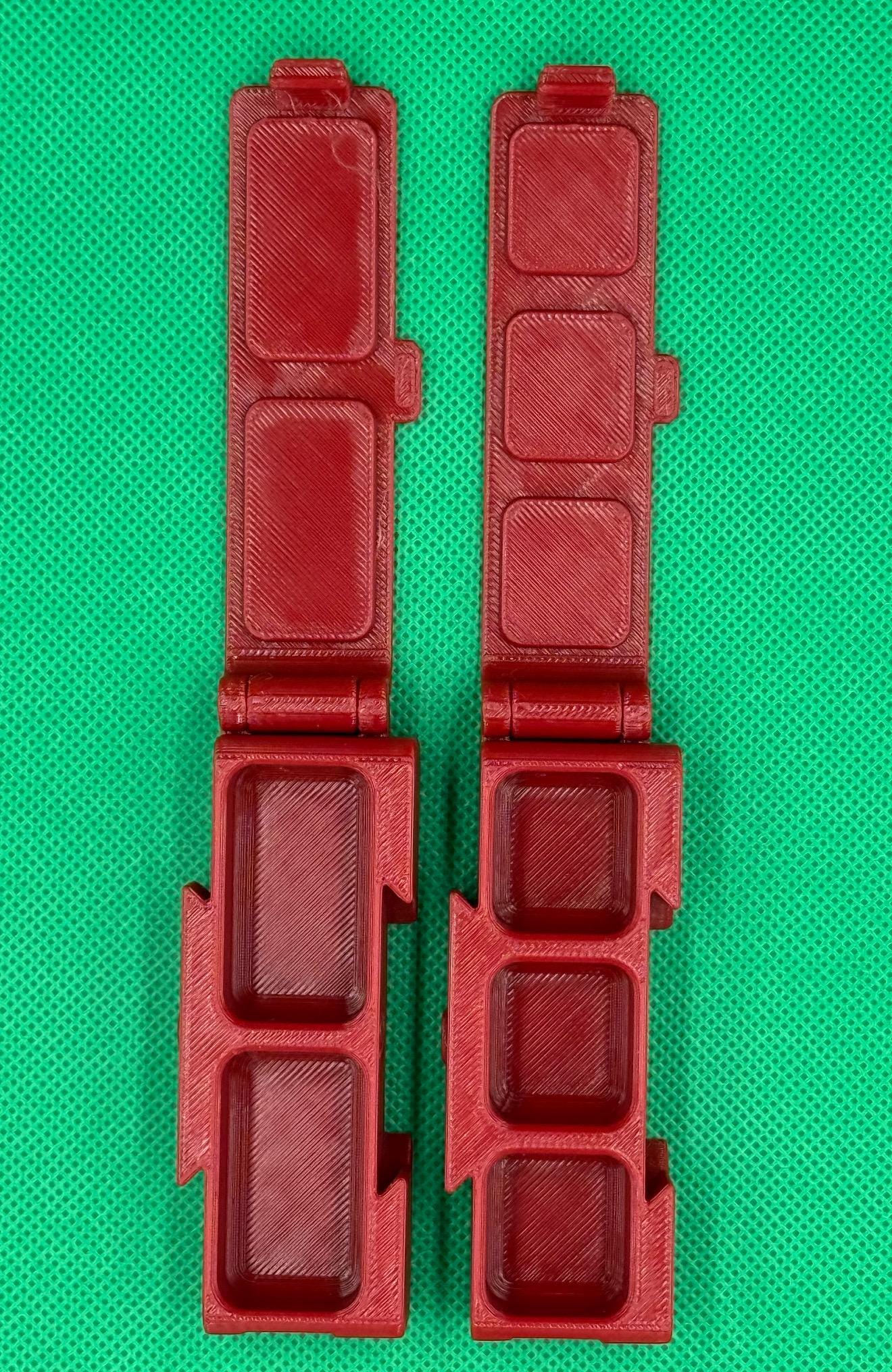 Connectable Pill Organizer | Medication Organization | Vitamins | Supplements | Multiple Colors | Modern Pill Box | Detachable | 3D Printed